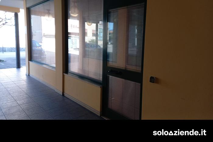 Vendita Immobili uso ufficio - ambulatorio UFFICIO PIANO TERRA FRONTE STRADA ZONA CENTRALE a Dueville (VI)